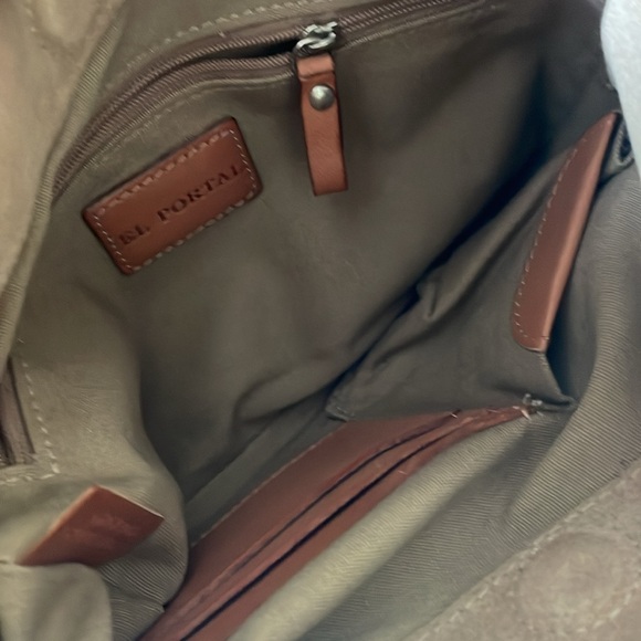 EL PORTAL SUEDE AND LEATHER BAG EXCELLENT CONDITION! - Picture 6 of 11